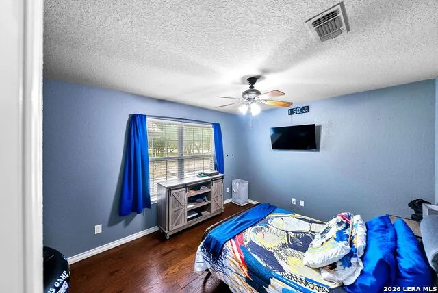 552 Jacobs Ln La Vernia, TX 78121