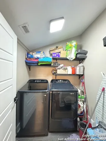 1106 High Uvalde, TX 78801