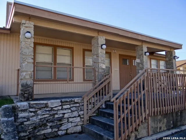 1051 Country Club #D 16 Seguin, TX 78155