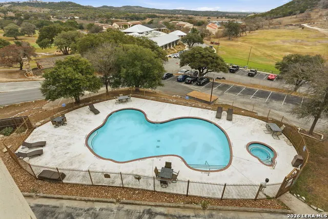 20 E Tapatio Dr #302 Boerne, TX 78006