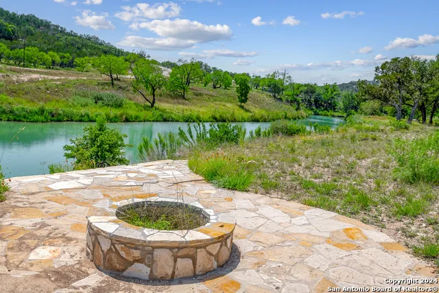 100 Spring Crossing Junction, TX 76849