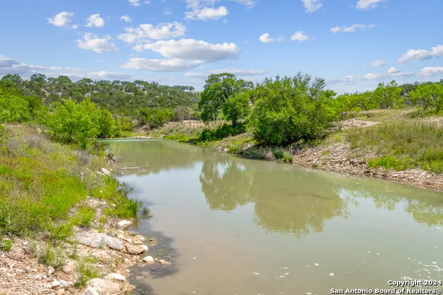 100 Spring Crossing Junction, TX 76849