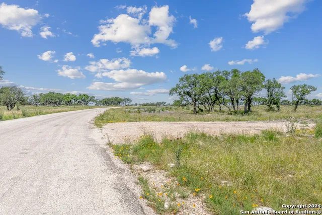 100 Spring Crossing Junction, TX 76849