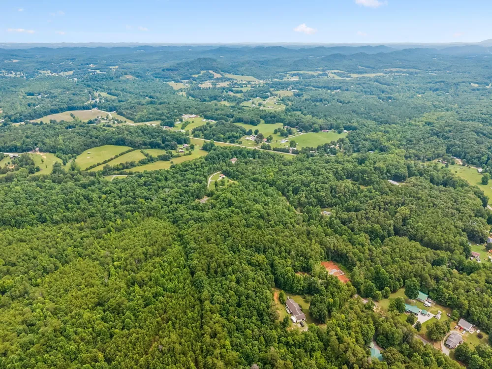 650 Gamble Gap Road Tellico Plains, TN 37385