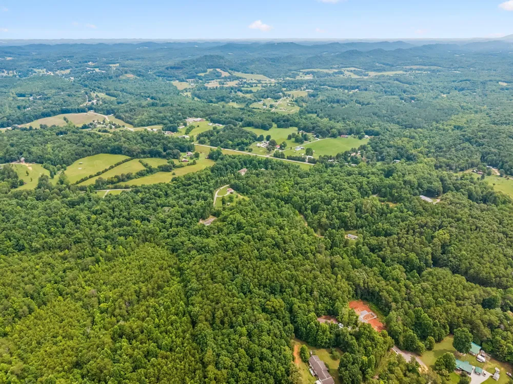 650 Gamble Gap Road Tellico Plains, TN 37385