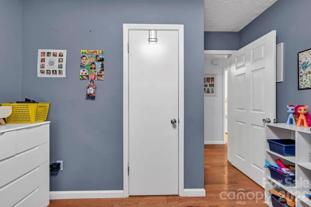 3889 Colt Court Lenoir, NC 28645