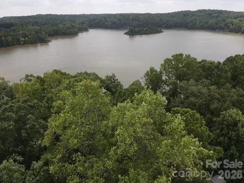 3235 Lake Pointe Drive