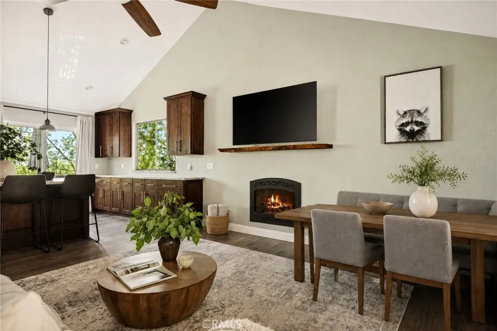1360 Montreal Lake Arrowhead, CA 92352
