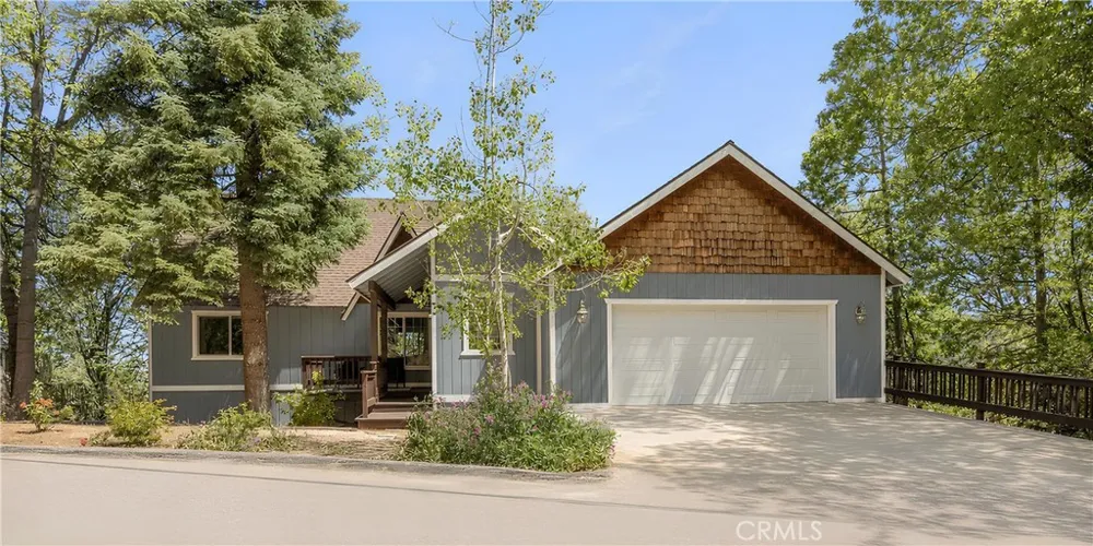 1360 Montreal Lake Arrowhead, CA 92352