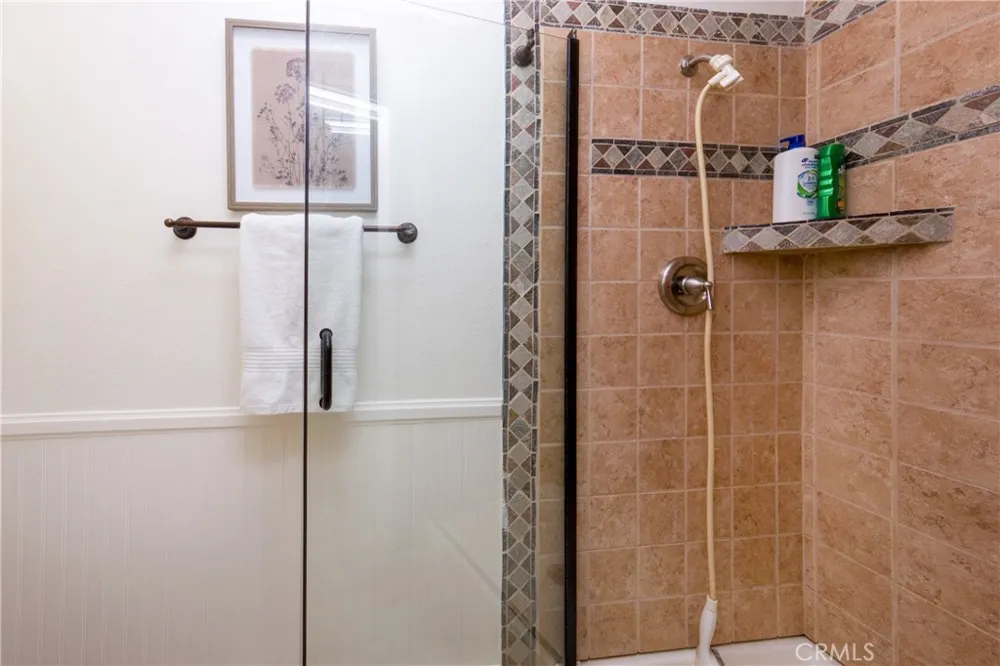 28339 Simsalido ave Canyon Country, CA 91387