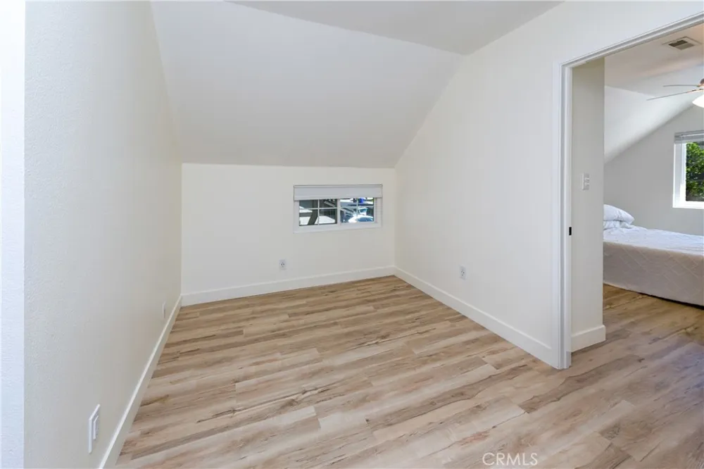 28339 Simsalido ave Canyon Country, CA 91387