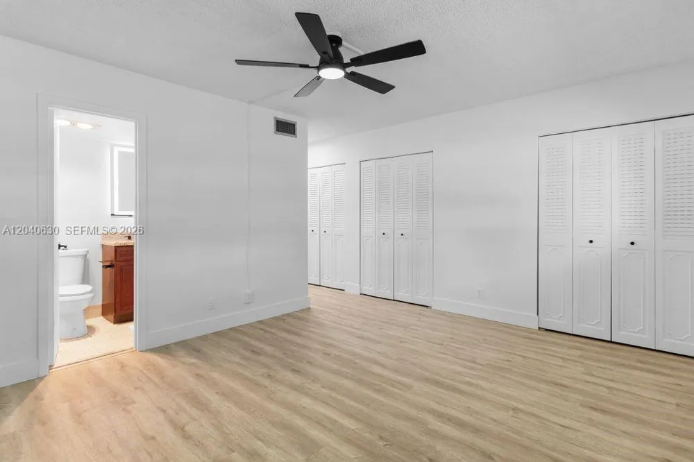 414 SE 10th St #108 Dania Beach, FL 33004