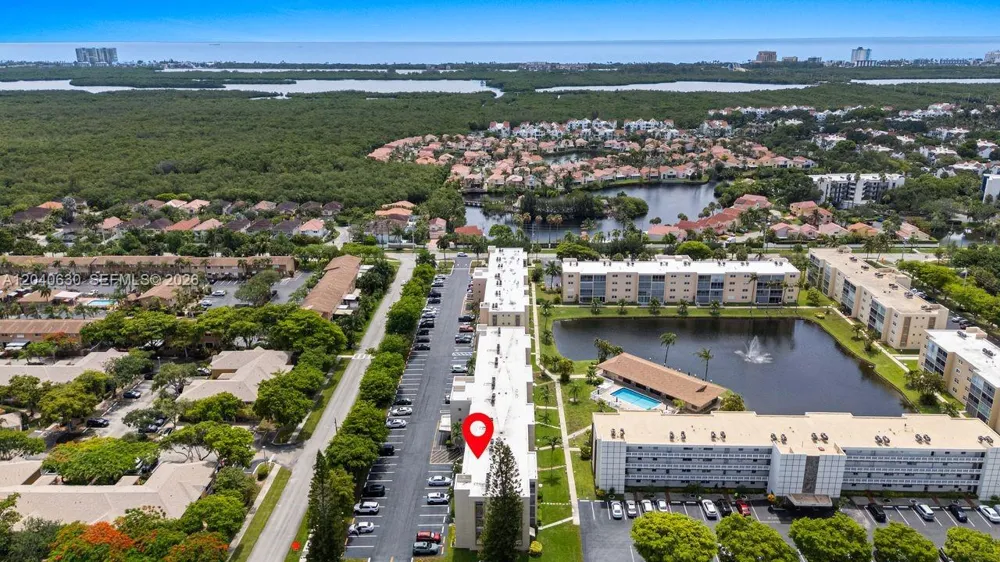 414 SE 10th St #108 Dania Beach, FL 33004