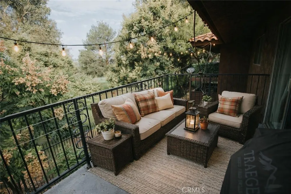 1554 Border #G Corona, CA 92882