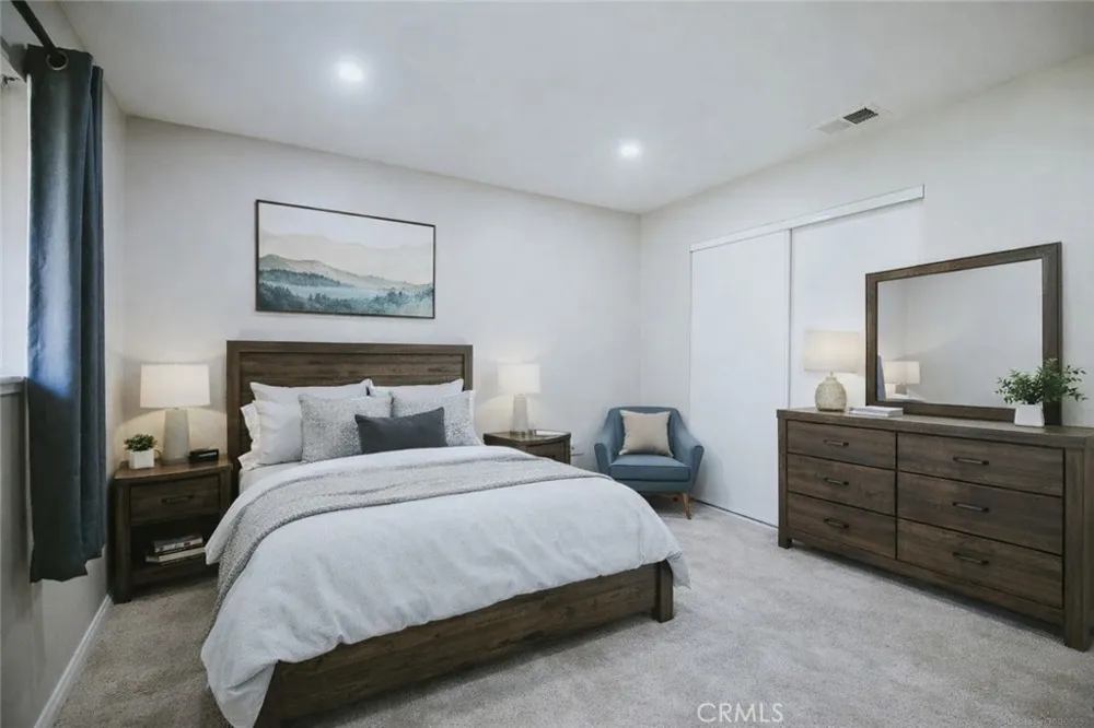 1554 Border #G Corona, CA 92882