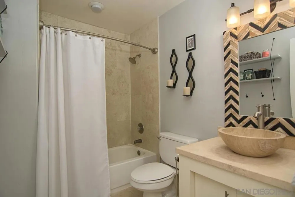 2913 A San Diego, CA 92102