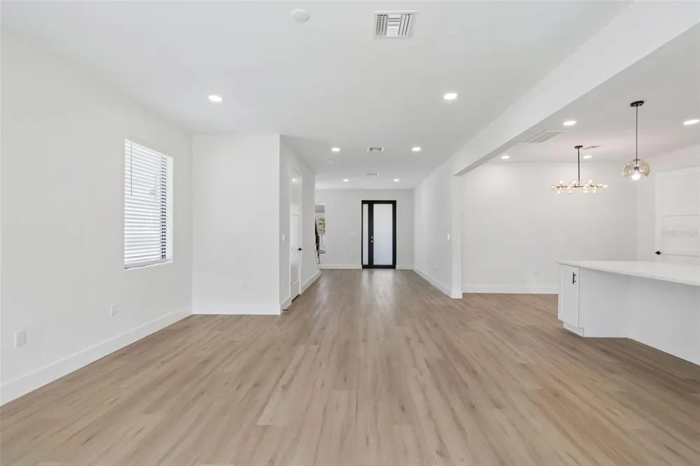 6403 S RICHARD AVENUE Tampa, FL 33616
