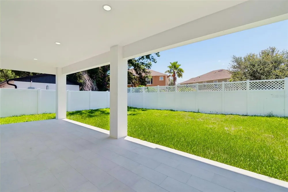 6403 S RICHARD AVENUE Tampa, FL 33616