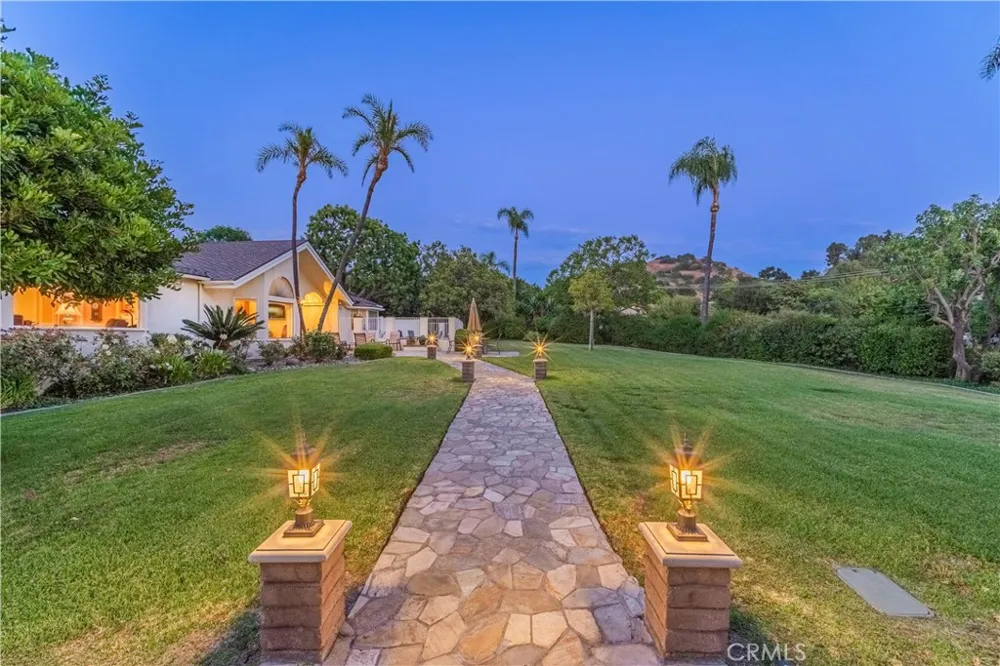 19749 Cameron Covina, CA 91724