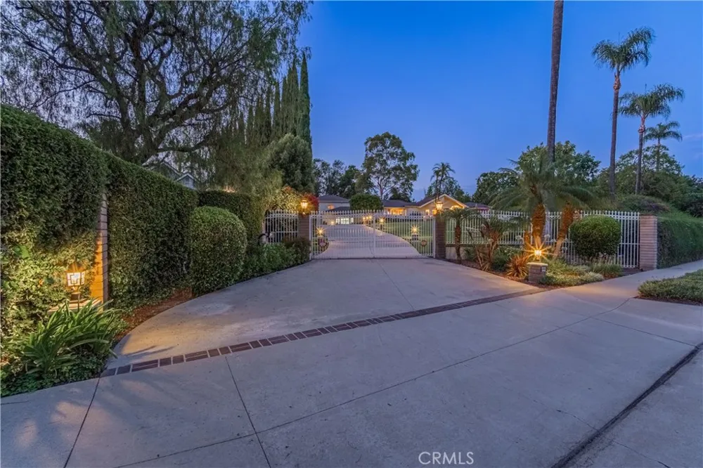 19749 Cameron Covina, CA 91724
