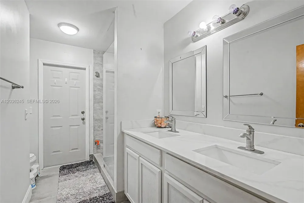 15741 SW 147th Ct Miami, FL 33187