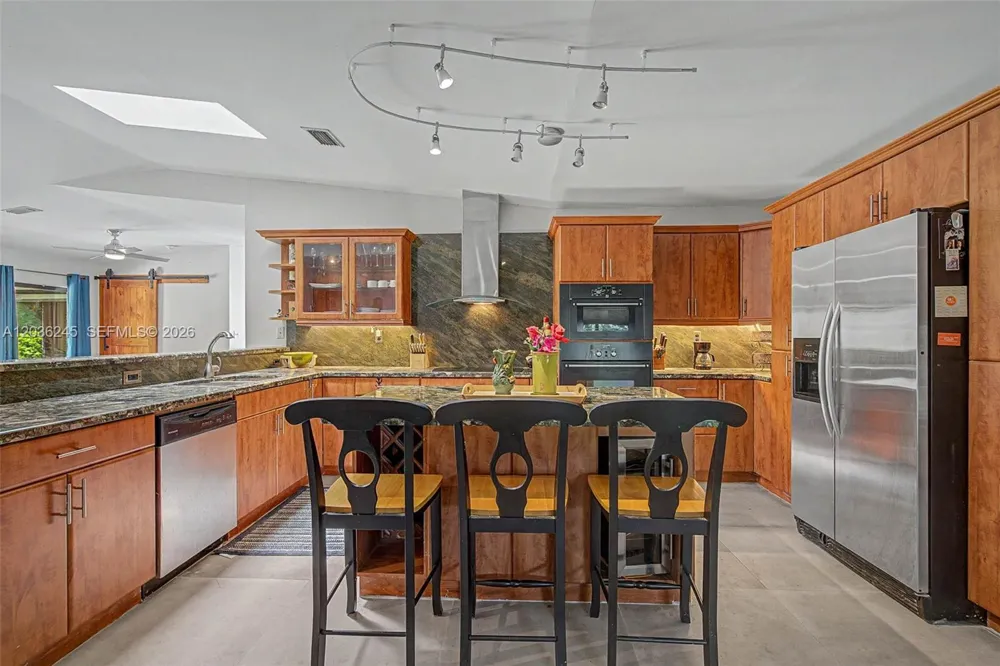 15741 SW 147th Ct Miami, FL 33187