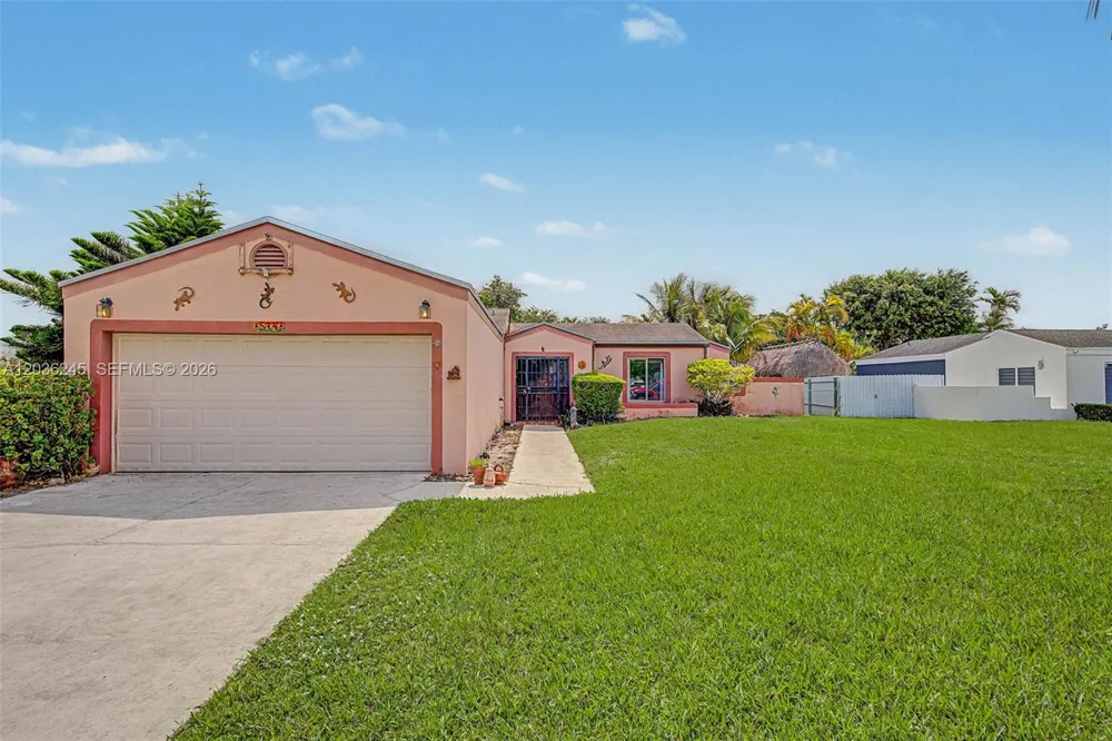 15741 SW 147th Ct Miami, FL 33187