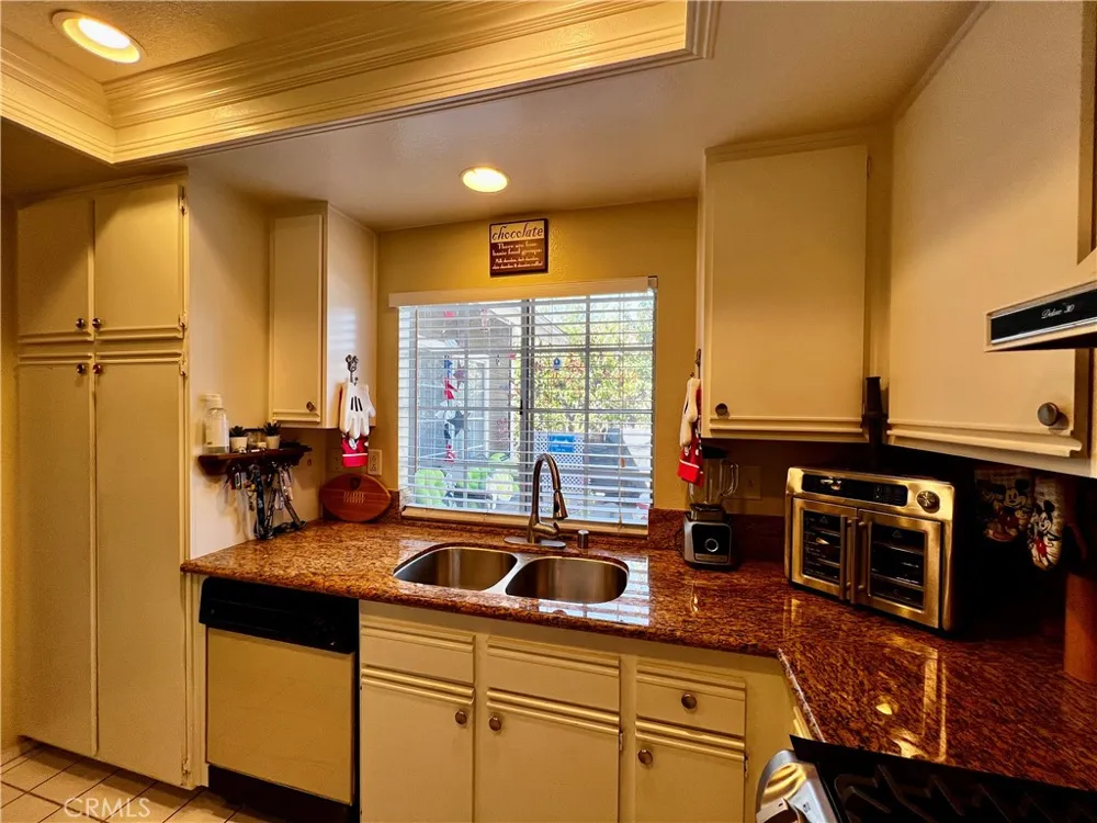 16520 Greystone Drive #119 La Mirada, CA 90638