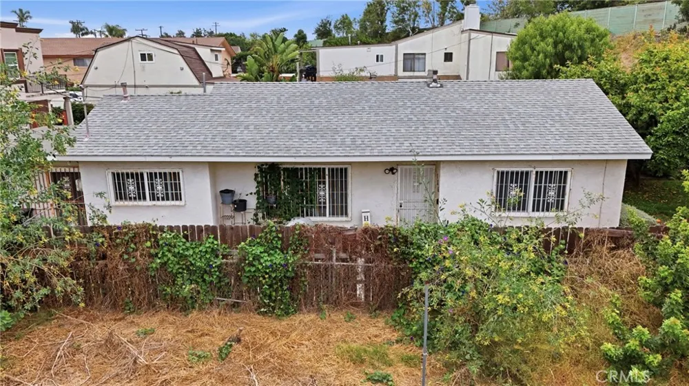 156 E 49th Long Beach, CA 90805