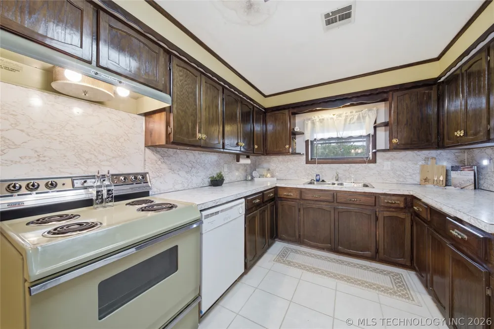 567 NE 471 LANE Salina, OK 74365