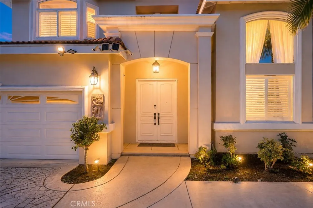 43 W Naomi Avenue Arcadia, CA 91007