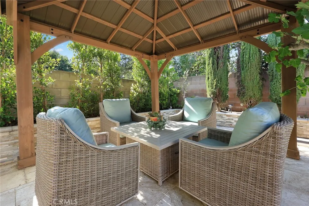 43 W Naomi Avenue Arcadia, CA 91007