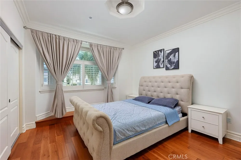 43 W Naomi Avenue Arcadia, CA 91007