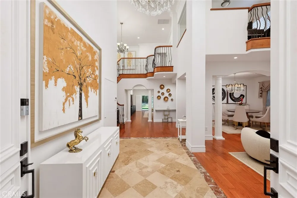 43 W Naomi Avenue Arcadia, CA 91007