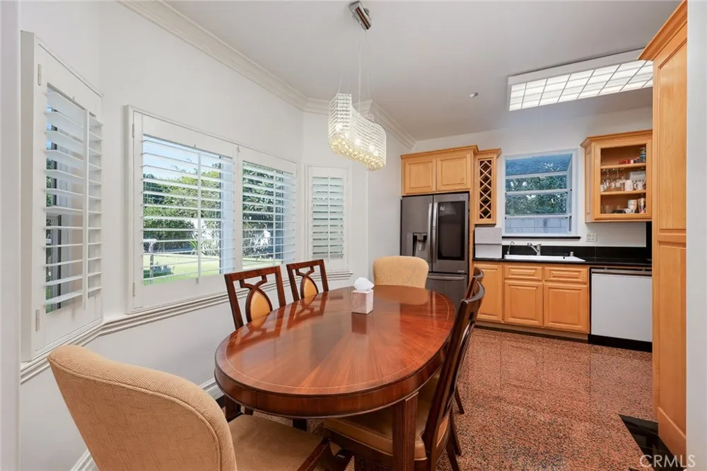 43 W Naomi Avenue Arcadia, CA 91007