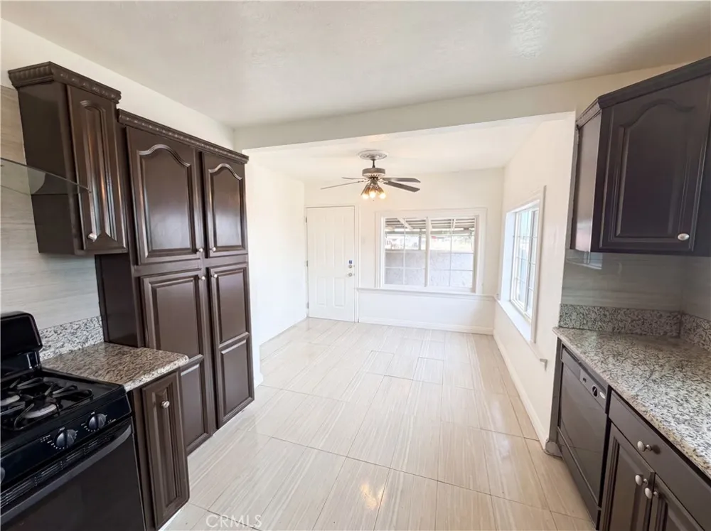 11950 Lee Avenue Adelanto, CA 92301