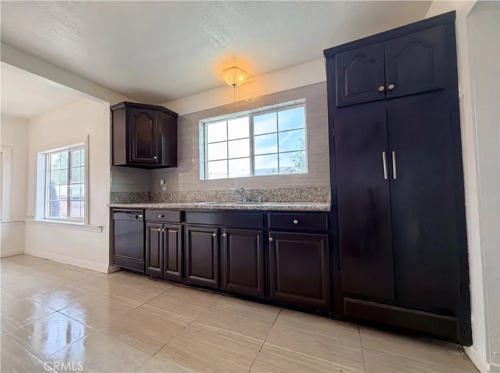 11950 Lee Avenue Adelanto, CA 92301