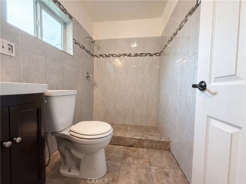 11950 Lee Avenue Adelanto, CA 92301