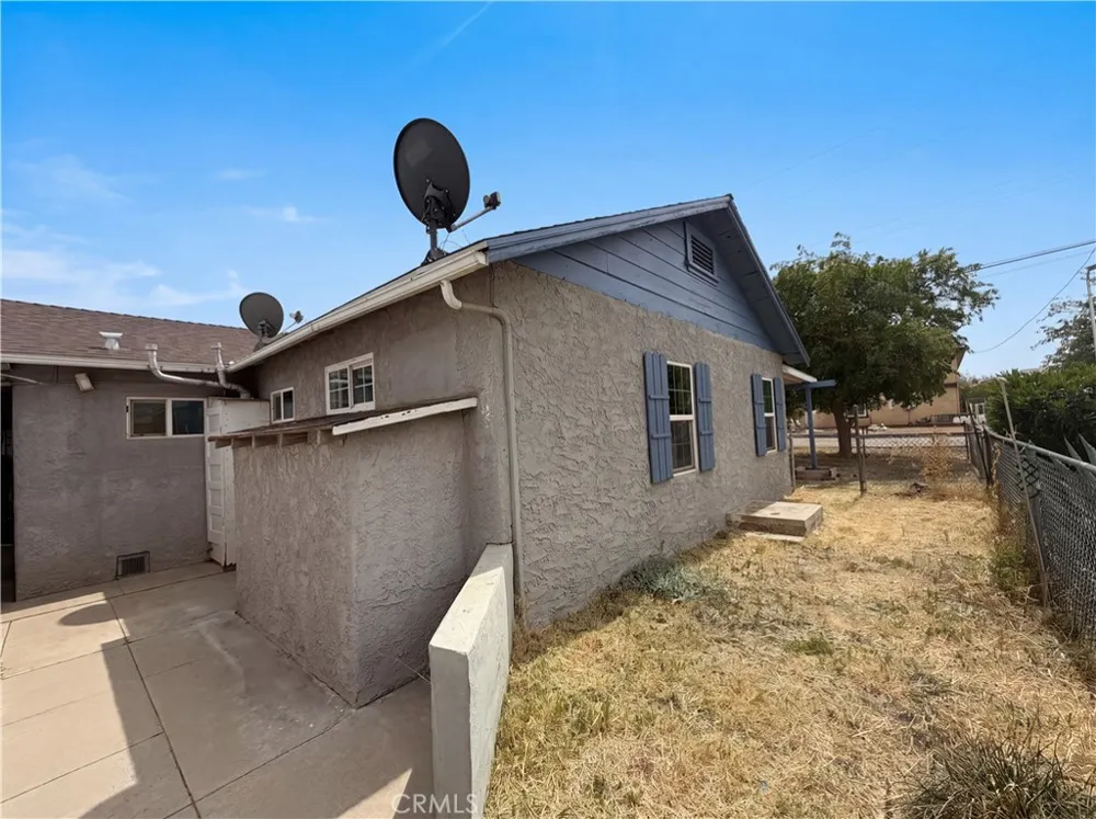 11950 Lee Avenue Adelanto, CA 92301