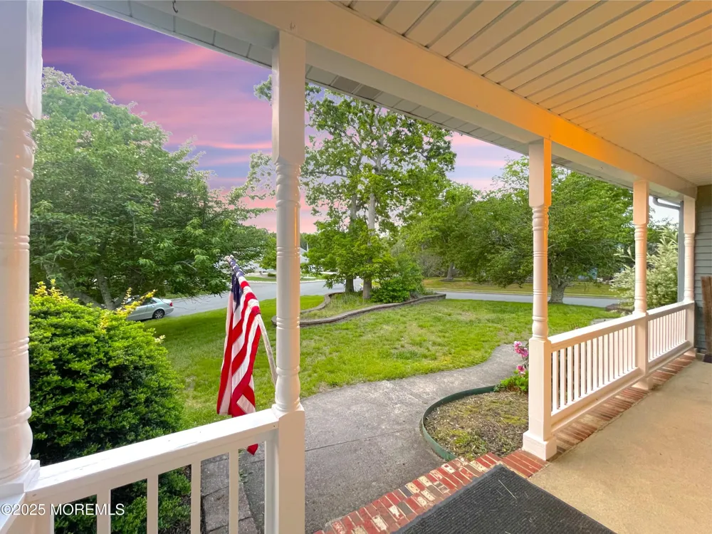 705 Princeton Road Lanoka Harbor, NJ 08734