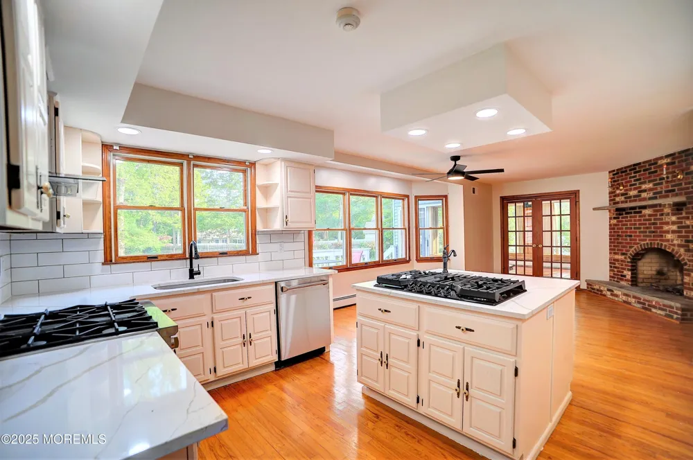 705 Princeton Road Lanoka Harbor, NJ 08734
