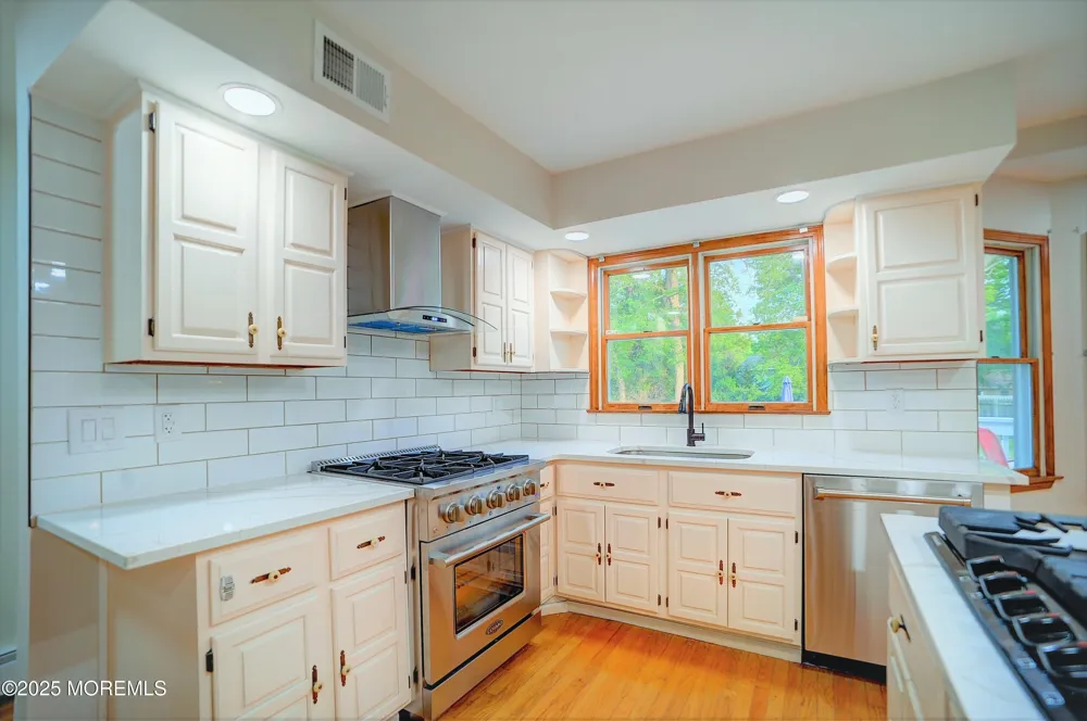 705 Princeton Road Lanoka Harbor, NJ 08734