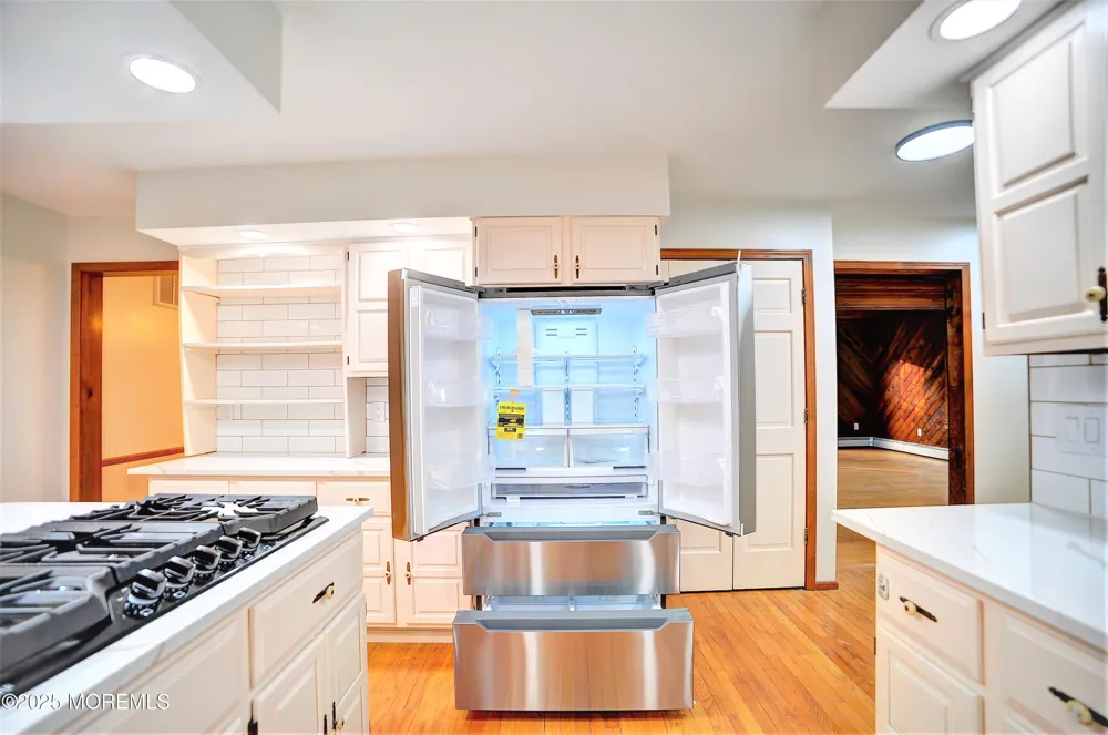705 Princeton Road Lanoka Harbor, NJ 08734