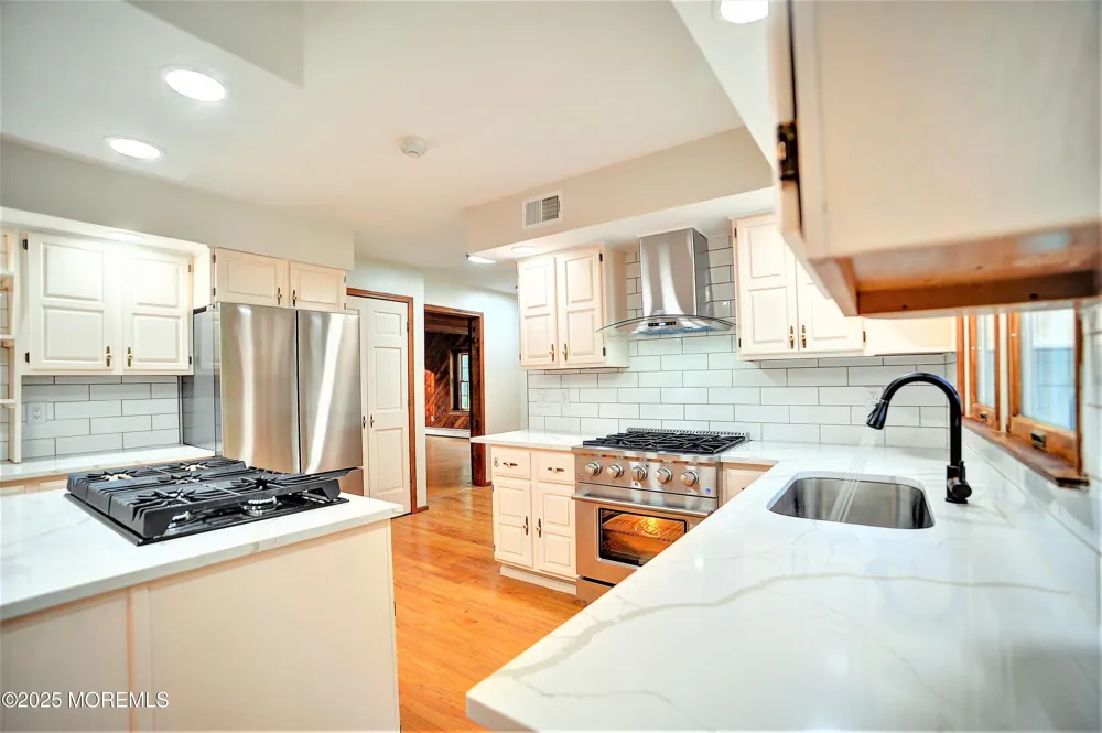 705 Princeton Road Lanoka Harbor, NJ 08734