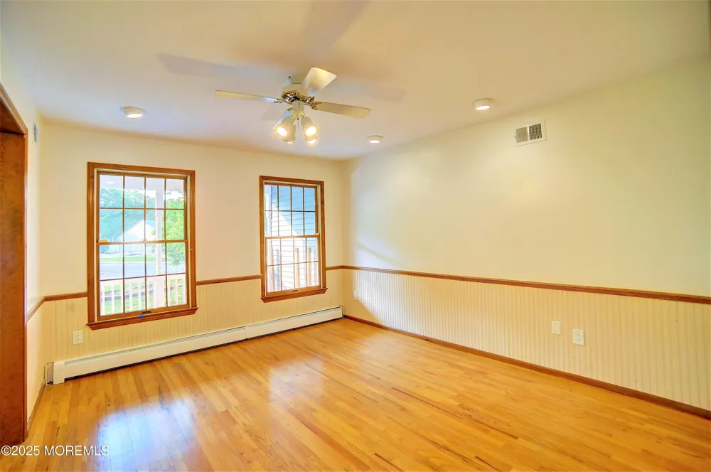 705 Princeton Road Lanoka Harbor, NJ 08734