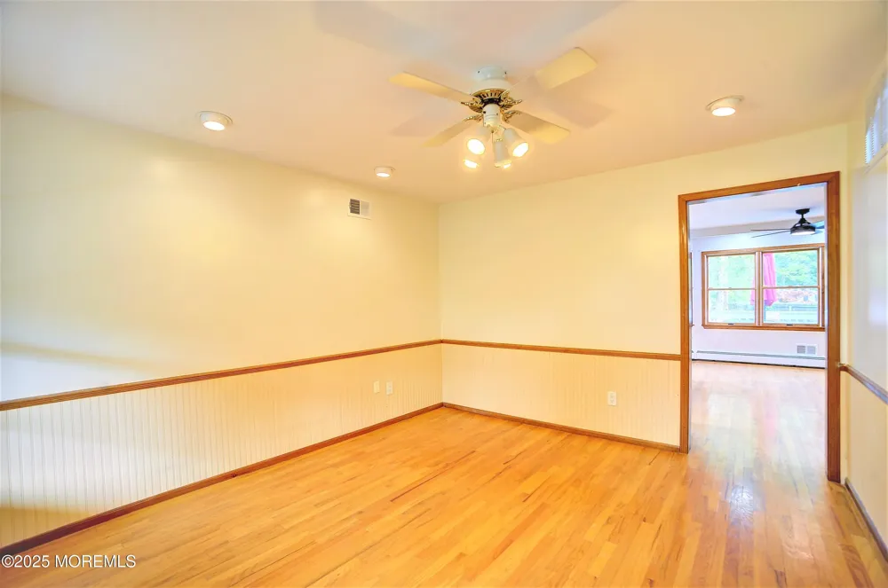 705 Princeton Road Lanoka Harbor, NJ 08734