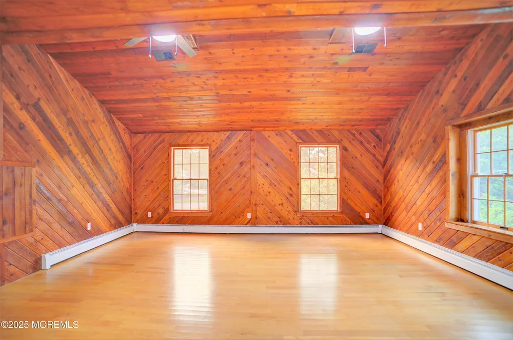 705 Princeton Road Lanoka Harbor, NJ 08734
