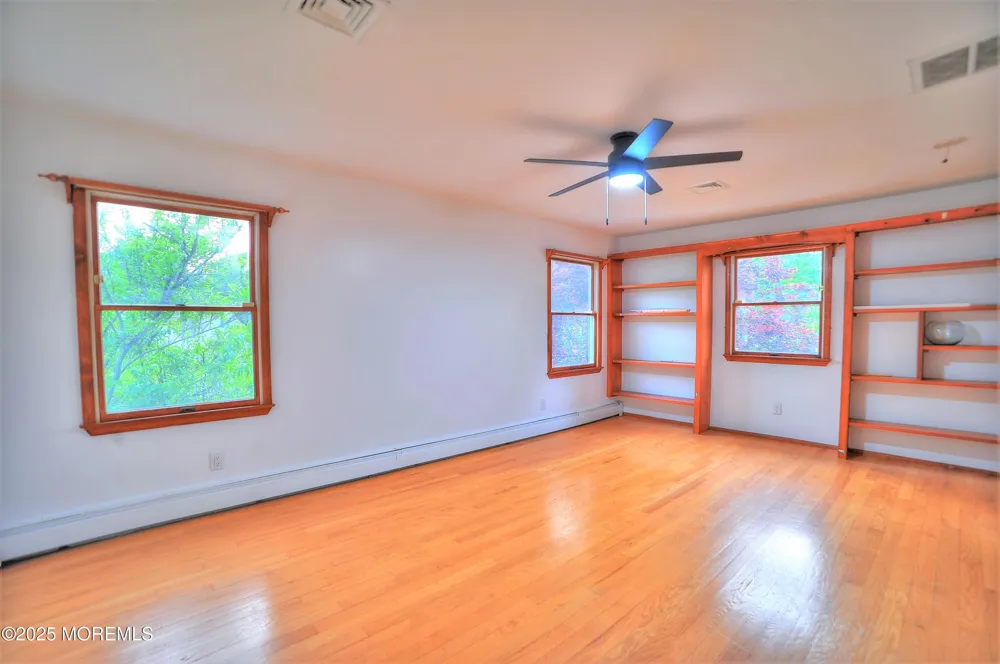 705 Princeton Road Lanoka Harbor, NJ 08734