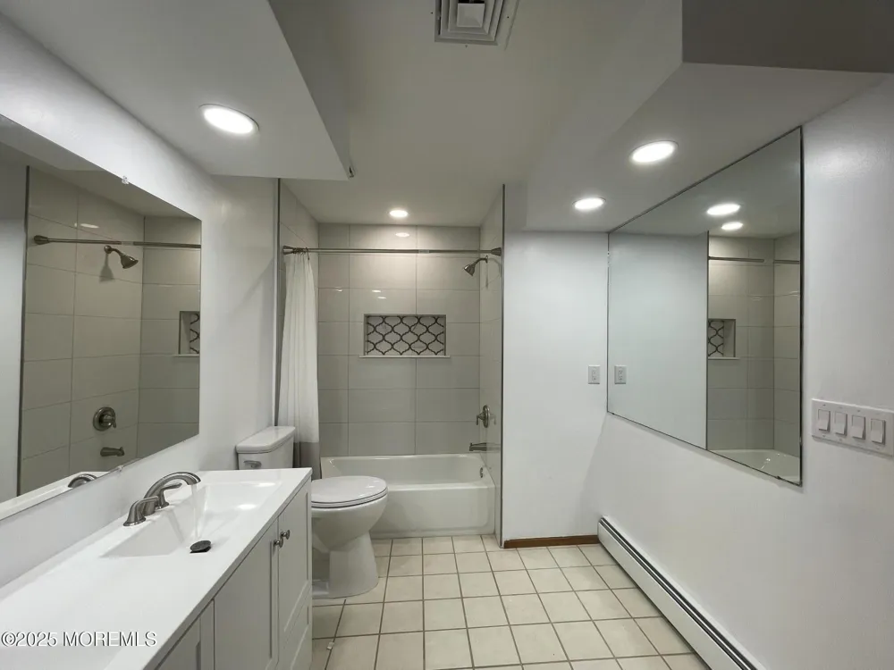 705 Princeton Road Lanoka Harbor, NJ 08734