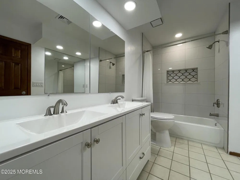 705 Princeton Road Lanoka Harbor, NJ 08734